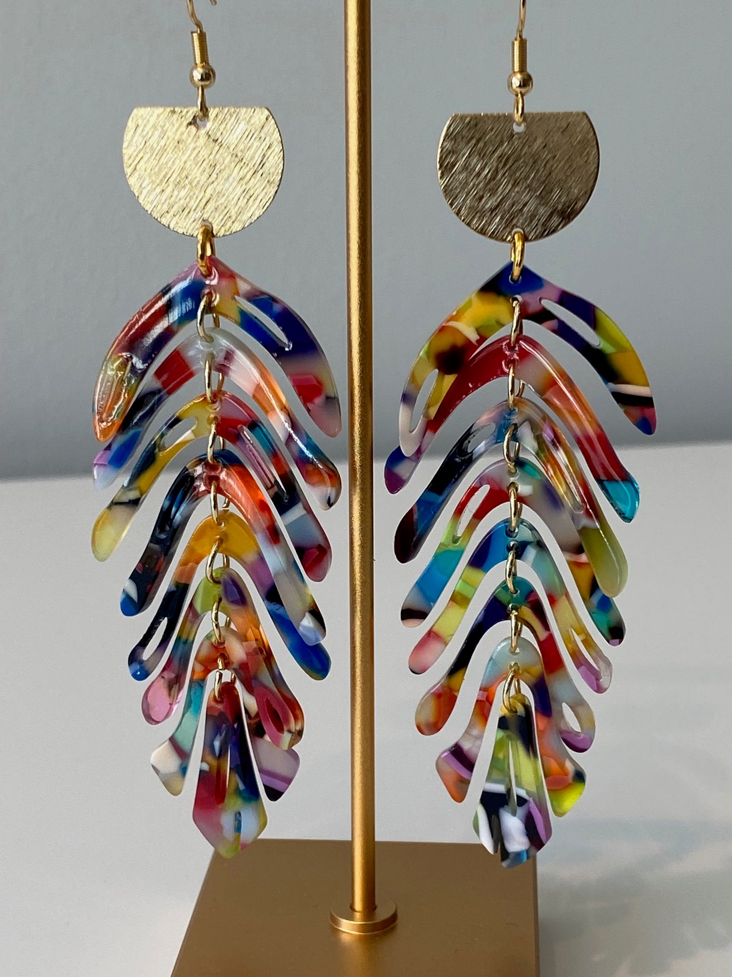 Rayne Dangle Earrings (Choose Color)